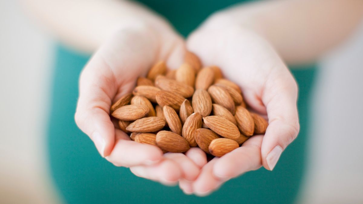 What are the effects of almonds on cholesterol?